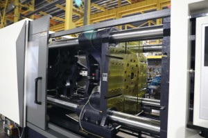 Best Verkopende Plastic Frigde Opslagcontainer Spuitgietmachine Voor Het Maken Van Diervoeder - Product Image 6