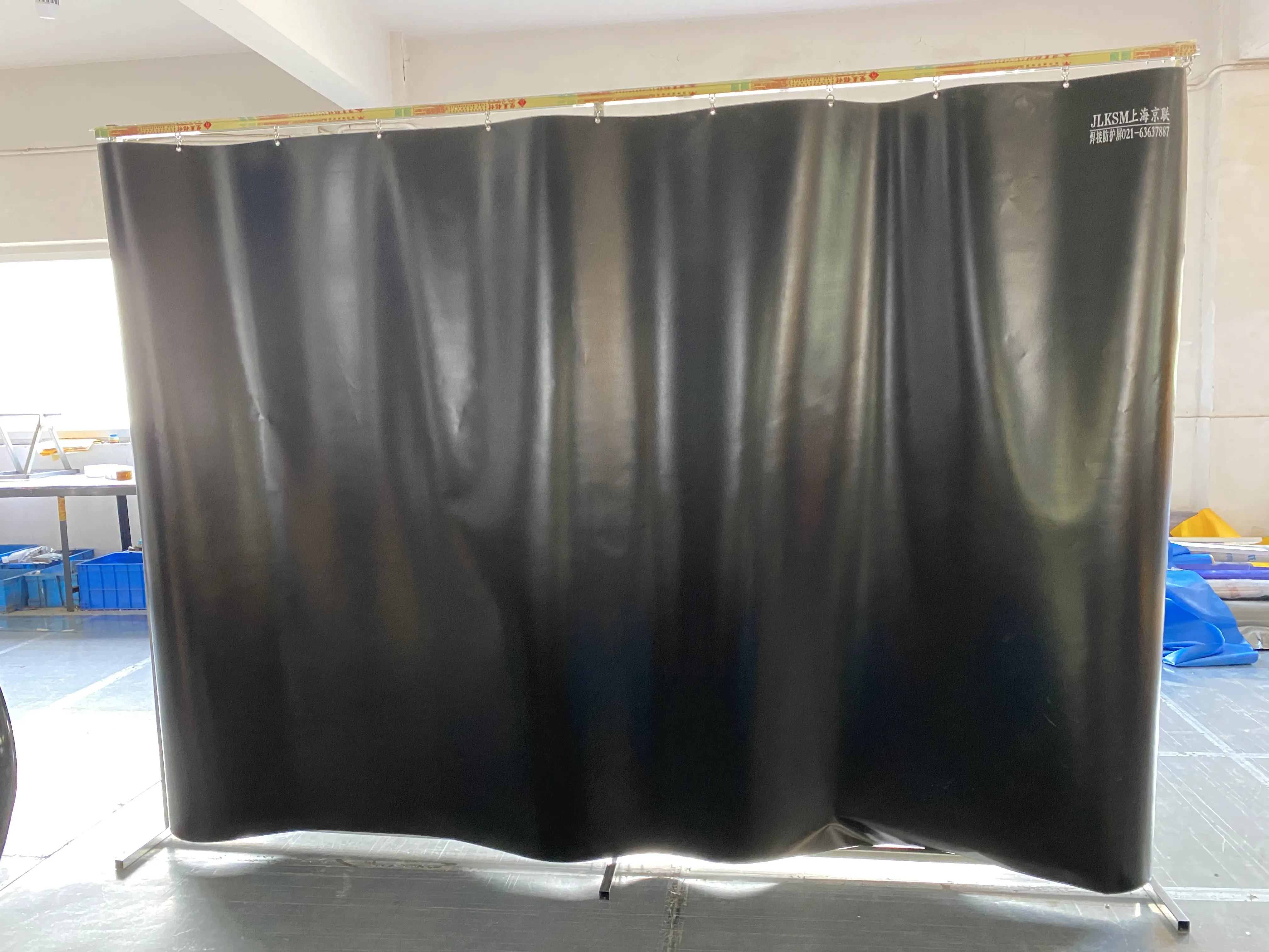 Resistência UV preta soldagem grau PVC cortina projetado especificamente para armazém