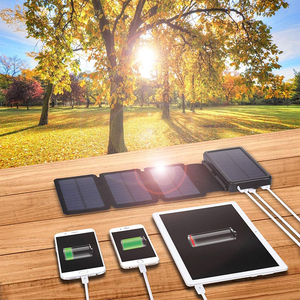 Cargador Portátil de Teléfono con Carga Rápida Tipo-C de 18W, Batería de Litio-Polímero de <span class=keywords><strong>26800</strong></span> mAh, Banco de Energía Solar de Plástico con 4 Paneles Solares - Product Image 4