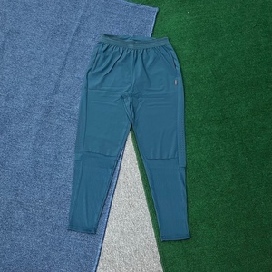 <span class=keywords><strong>Pantaloni</strong></span> da corsa da <span class=keywords><strong>uomo</strong></span> di alta qualità con inserti in rete e design <span class=keywords><strong>a</strong></span> costine sul polpaccio per palestra e allenamento all'aperto - Product Image 5