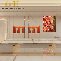 Vitrine de présentation de bijoux haut de gamme sur mesure pour projet d'aménagement intérieur de bijouterie