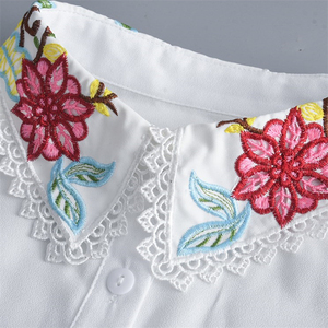 Venta caliente Chic Bordado Floral <span class=keywords><strong>Camisa</strong></span> <span class=keywords><strong>Blanca</strong></span> <span class=keywords><strong>Cuello</strong></span> Diseños - Product Image 1