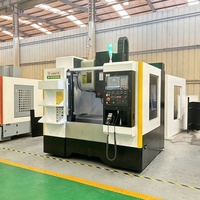 Centre d'usinage vertical CNC VMC500 400 Petite fraiseuse CNC pour le traitement des métaux