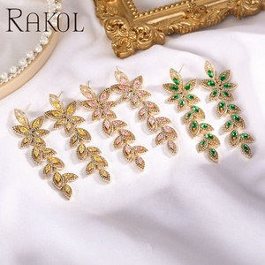 RAKOL EP2348 <span class=keywords><strong>Orecchini</strong></span> <span class=keywords><strong>Pendenti</strong></span> Vintage con Zirconia Cubica a Forma di <span class=keywords><strong>Foglia</strong></span>, Gioielli da Sposa alla Moda per Donne, Regalo per Matrimonio, Cena, Compleanno - Product Image 2