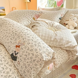 Ensemble de literie en coton à fibres longues imprimé numériquement (3 ou 4 pièces) avec couvre-lit et taie d'oreiller – Toutes tailles disponibles à prix abordable - Product Image 4