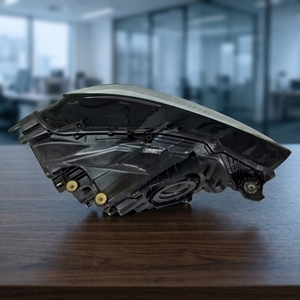 Nuovi Fari LED Plug and Play 12V 6000K 70W 6000 Lumen, Sostituzione OE 83A941011B per <span class=keywords><strong>Audi</strong></span> Q3 2019-2024, <span class=keywords><strong>Garanzia</strong></span> di 1 Anno - Product Image 1