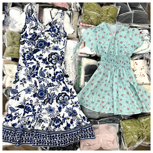 A granel barato vestido de las mujeres camisa blusa Tops ropa usada mujeres ropa de moda pacas, entrega aleatoria vestidos de las mujeres - Product Image 3