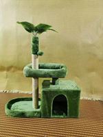 31.5 "Tour d'arbre à chat en forme de feuille Design confortable Meubles de maison de chat en peluche avec poteaux à gratter pour chat et boule suspendue,