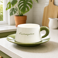 Ensemble tasse et soucoupe en céramique vert olive bicolore, blanc, 2 tasses, 2 soucoupes, design moderne et simple, logo personnalisé, vente en gros, boîte cadeau