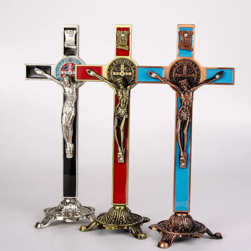 2020 promotion wholesale religious Jesus metal standing crucifix with base for home decoration alloy table cross