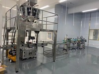 Biscuit de biscuits de bouteille en verre automatique de haute précision avec la machine de remplissage de chocolat
