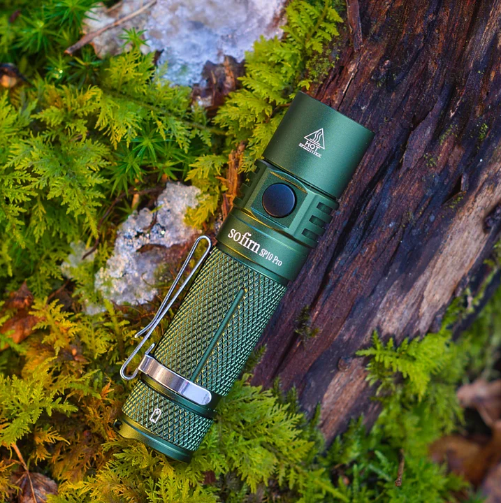 900lm IPX8 Waterproof Pocket Torch - Long Runtime Flashlight