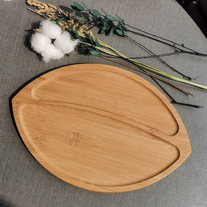 Plateau en bambou en forme <span class=keywords><strong>de</strong></span> <span class=keywords><strong>feuille</strong></span> multifonctionnel nouvellement conçu, ensemble <span class=keywords><strong>de</strong></span> plateaux <span class=keywords><strong>de</strong></span> service, plateau à steak, plateau à fruits pour les fêtes à thème - Product Image 3