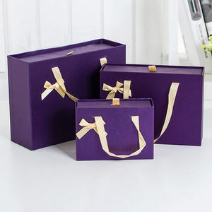 カスタムロゴエンボスマットラミネートリサイクル可能板紙ギフトボックス衣料品包装複数サイズ卸売 - Product Image 1