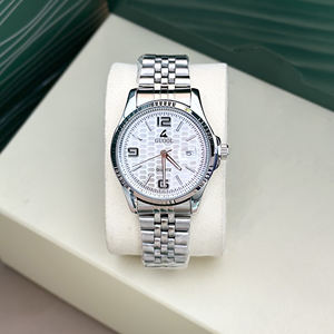 Reloj de Hombre 2026, Nuevo, de Lujo, Estilo Ejecutivo, 40 mm, Acero Inoxidable Plateado, Movimiento de Cuarzo, con Indicador de Semana, Resistente al Agua, Marca VA VOOM - Product Image 1