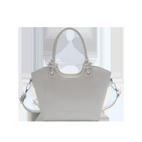 Contactez-moi dès aujourd'hui pour acheter des sacs à main de luxe pour femmes, des sacs à main de créateurs et d'autres sacs à main haut de gamme pour femmes de marques renommées