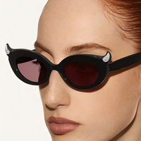 Nouvelles lunettes de soleil tendance pour femmes, style œil de chat, personnalisées, UV400, monture intégrale, pour sports de plein air