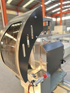 Scie à onglet CNC à double tête motorisée haute précision 450 mm pour la découpe d'aluminium de portes et fenêtres - Product Image 3