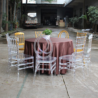 Chaise de banquet Chiavari en acrylique transparente empilable, chaise de salle à manger en cristal pour location de mariage