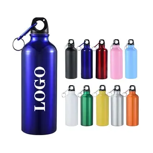 Botol air olahraga aluminium 500ml/750ml Logo kustom grosir dengan tutup sekrup dan karabiner botol air aluminium 750ml