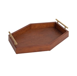 Plateau en bois nouvellement conçu avec poignée en métal Plateau en bois massif en forme d'hexagone - Product Image 1