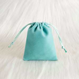 Bolsa de Joyería de Terciopelo Reciclado - Bolsa de Regalo para Acción de Gracias, Envío Rápido a EE. UU./UE - Product Image 4