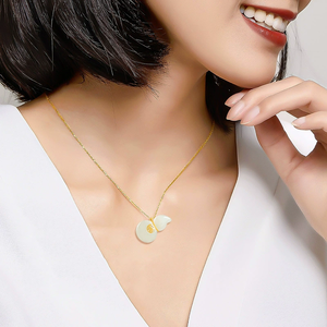 Collier pendentif en jade blanc et jadéite, en matériau ancien naturel, serti d'or véritable 18 carats avec pierres de jade. - Product Image 5