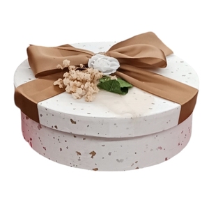 CAJA REDONDA BLANCA CON LAZO 23.5X11CM - Product Image 1
