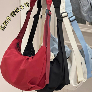 Casual and versatile crossbody <b>bag</b> lightweight and suitable for outings Japanese style retro dumpling <b>bag</b> for <b>college</b> students - Product Image 4