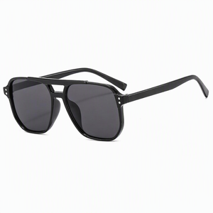 <span class=keywords><strong>Occhiali</strong></span> <span class=keywords><strong>da</strong></span> <span class=keywords><strong>Sole</strong></span> Retrò <span class=keywords><strong>a</strong></span> Doppio Ponte per Uomo e Donna, Montatura in Metallo, Protezione UV, <span class=keywords><strong>Occhiali</strong></span> <span class=keywords><strong>da</strong></span> <span class=keywords><strong>Sole</strong></span> Classici <span class=keywords><strong>a</strong></span> <span class=keywords><strong>Goccia</strong></span> per Guida, Viaggi e Attività all'Aperto - Product Image 5