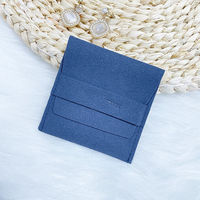 Sac d'emballage pour bijoux en microfibre de la marque ZXF, fermeture à nouer, design à rabat carré 8*8cm, pour le rangement des colliers