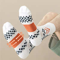 Chaussettes de cyclisme professionnelles hommes femmes pression extérieure Marathon chaussettes de sport façonnage vente en gros chaussettes de course à Compression