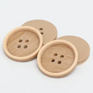 Promozionale di alta qualità bianco modello di legno 4 fori rotondi bottoni da cucire comunemente uso pulsante corno per l'abbigliamento