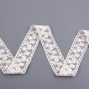 Adorno de encaje de ganchillo Soluble en agua bordado <span class=keywords><strong>para</strong></span> vestidos de novia o regalos de Navidad <span class=keywords><strong>para</strong></span> decoraciones de ropa y zapatos - Product Image 3