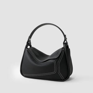 Sac en cuir de vachette souple avec bandoulière, sac rétro et simple à grande capacité pour femme - Product Image 4