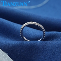 TIANZUAN 925 Ayar Gümüş Yüzük, 2mm Yuvarlak DEF Mozanit Ana Taşlı Moda Takı