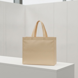 Bolsa de tela no tejida laminada brillante con impresión a todo color, base tipo caja, 32x38x12cm, logotipo personalizado, para eventos comerciales, venta al por mayor - Product Image 2