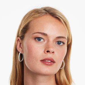Magnifiques boucles d'oreilles créoles en argent sterling 925 plaqué or avec moissanite, bijoux de luxe de créateur haut de gamme, accessoire de mode étincelant - Product Image 6