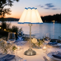 Lampe annulaire moderne légèrement luxueuse, plissée, rechargeable, trois couleurs, idéale pour les hôtels, les restaurants, les banquets de mariage