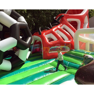 Castillo inflable gigante para fiestas al aire libre para adultos con tobogán, área de juegos inflable con forma de bota de fútbol. - Product Image 6