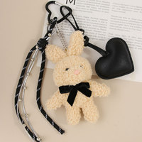 Porte-clés en peluche lapin mignon avec cœur, style Instagram, poupée de dessin animé Miu, semi-artisanal, pendentif de luxe, petite quantité minimale de commande, conception personnalisée