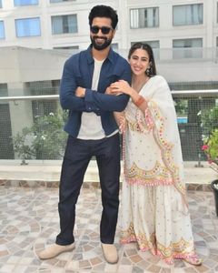 Readymade Sharara Suit au prix de gros de l'Inde Broderie Travail Designer Tenue ethnique pour femmes et filles - Product Image 1