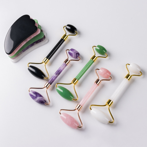 Venta al por mayor Mini rodillo de <span class=keywords><strong>jade</strong></span> cuidado de la piel masaje cara masajeador rodillo piedra de <span class=keywords><strong>jade</strong></span> natural <span class=keywords><strong>Guasha</strong></span> - Product Image 4