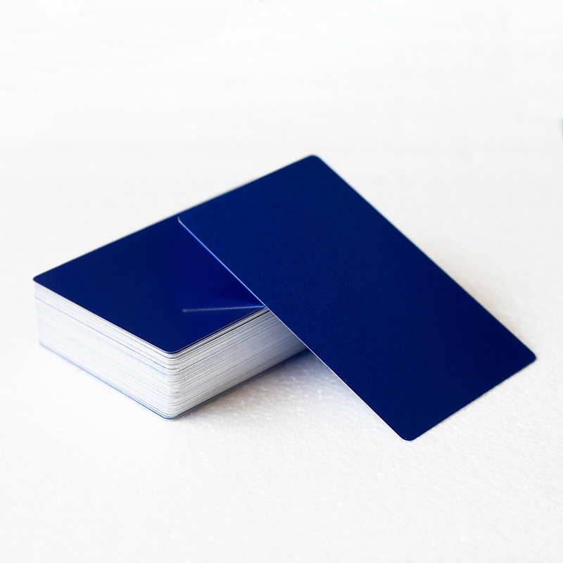 Bleu foncé