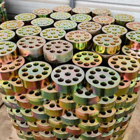 Ensemble d'ancrage en béton précontraint comprenant une plaque de support, un cale, une plaque de limitation, une spirale, un câble métallique, un système de tension et une soudure haute performance