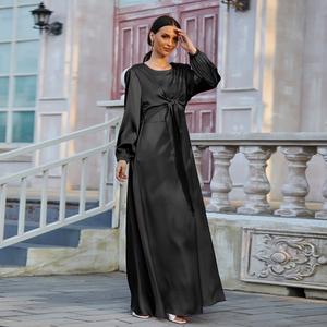Loriya Abaya produttore di abbigliamento islamico abiti da donna in <span class=keywords><strong>raso</strong></span> tinta unita Maxi <span class=keywords><strong>abito</strong></span> <span class=keywords><strong>lungo</strong></span> Abaya donna <span class=keywords><strong>abito</strong></span> musulmano con cintura - Product Image 3