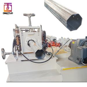 Machine de formage de tubes octogonaux personnalisée avec poinçonnage pour porte roulante, ajout de logo - Product Image 1