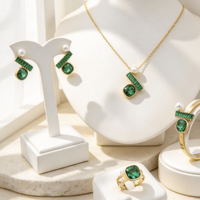 Ensemble de bijoux élégant pour femme, 4 pièces, motif géométrique courbé, ton or et argent, comprenant collier, boucles d'oreilles, bague et bracelet