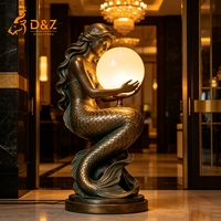 Lampe de sol en bronze personnalisée D&Z Art Group, sculpture artistique, éclairage pour la décoration de hôtels et villas de luxe