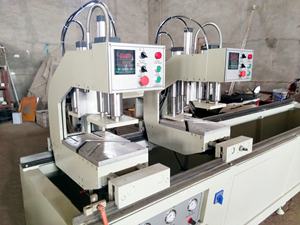 Duitsland Hfl Holz Fenster Look Imitatie Hout Haakse Lasoplossing Pvc Upvc Venster Maken Dubbele Kop Lasmachine - Product Image 3